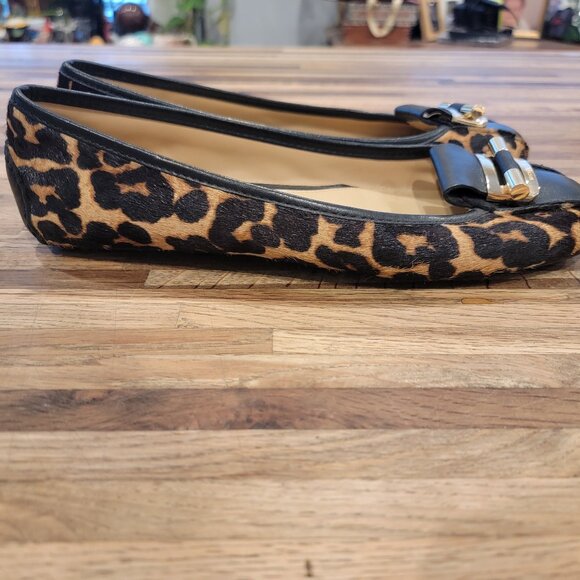 Michael Kors Gloria leopard-print calf hair ballet flats. - Picture 6 of 13